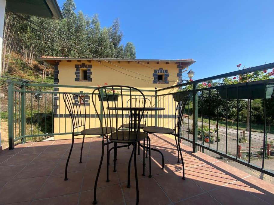 Casa En Montealegre Reformada Y Acogedora Sámano المظهر الخارجي الصورة